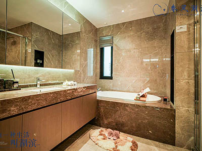 绿城蓝城·春风湖滨