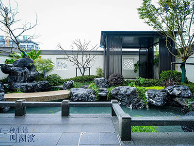 绿城蓝城·春风湖滨