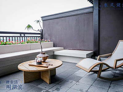 绿城蓝城·春风湖滨